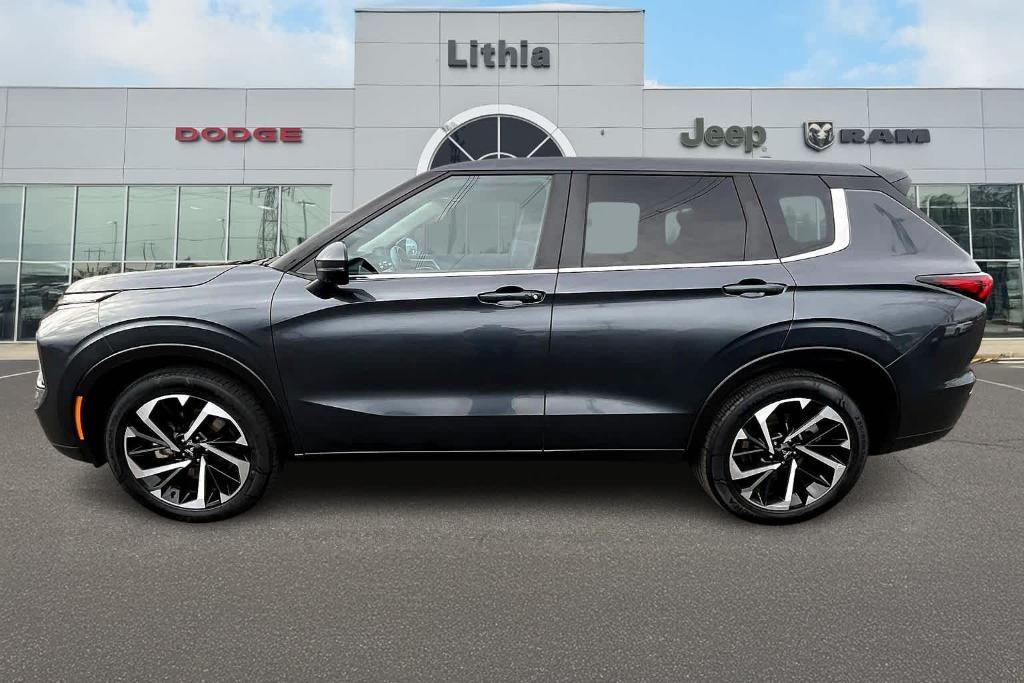 used 2024 Mitsubishi Outlander car, priced at $23,995