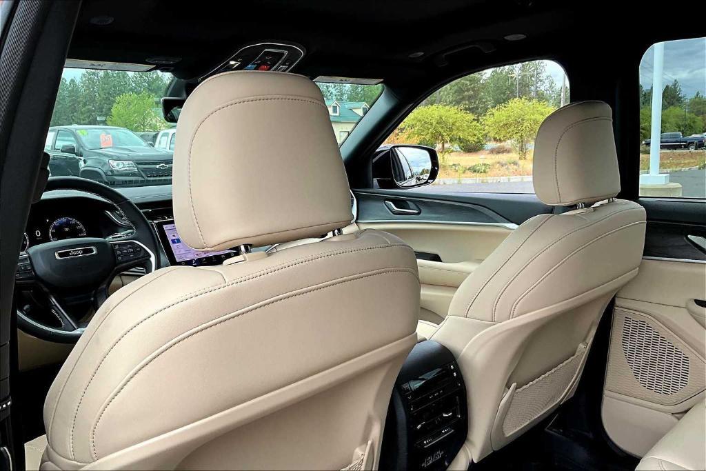 new 2025 Jeep Grand Cherokee L car, priced at $53,141