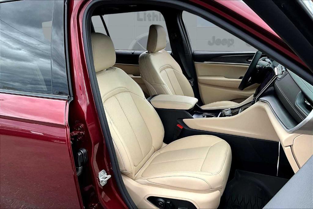 new 2025 Jeep Grand Cherokee L car, priced at $53,141