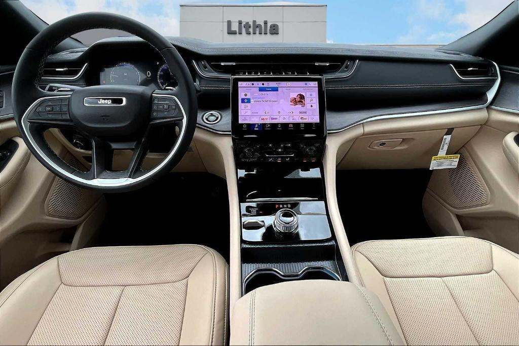 new 2025 Jeep Grand Cherokee L car, priced at $53,141