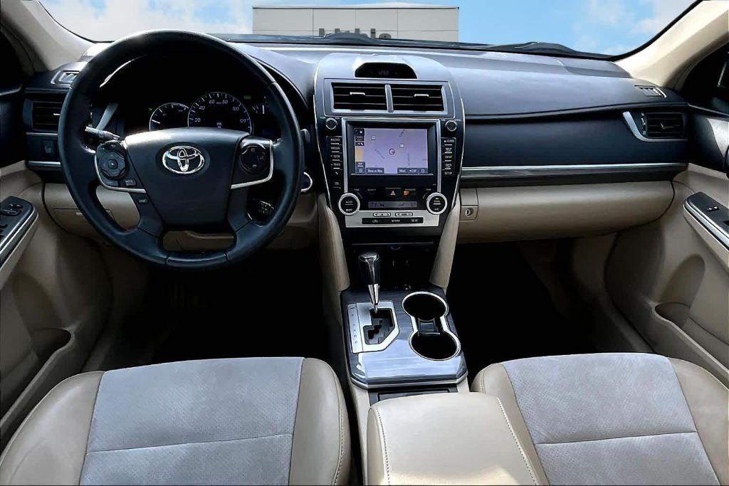 used 2013 Toyota Camry Hybrid car, priced at $14,900