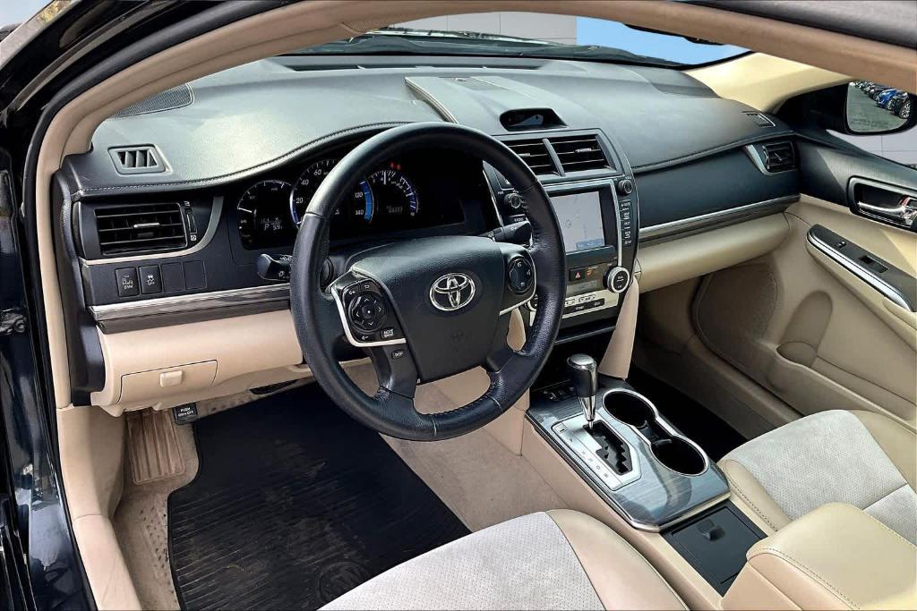 used 2013 Toyota Camry Hybrid car, priced at $14,900