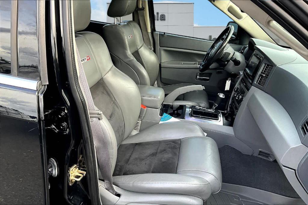used 2007 Jeep Grand Cherokee car, priced at $21,900