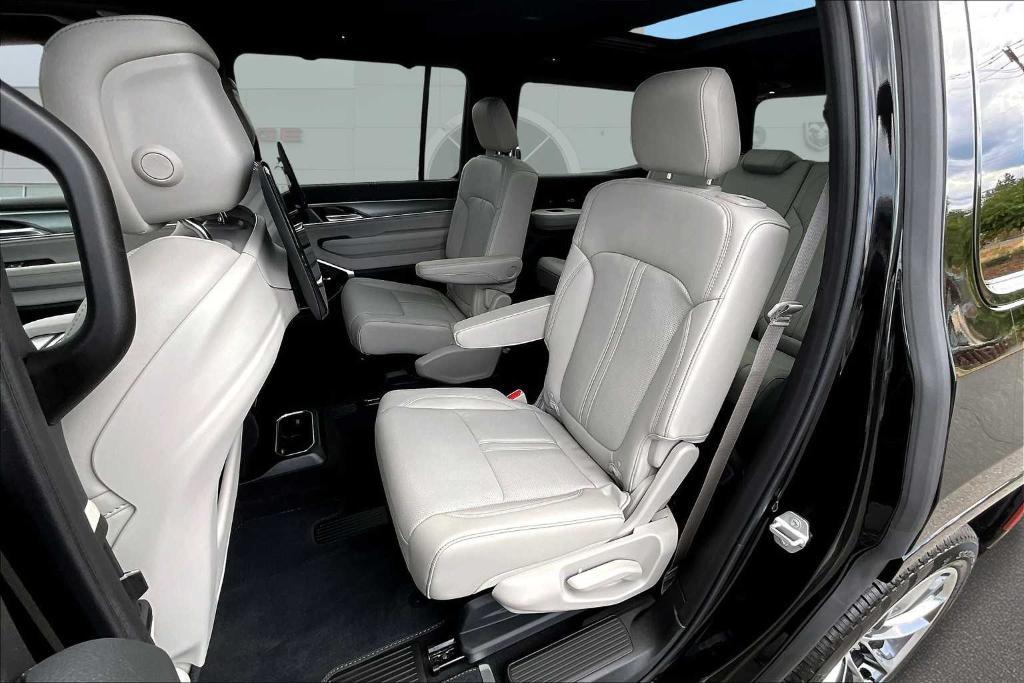 new 2025 Jeep Wagoneer car, priced at $78,145