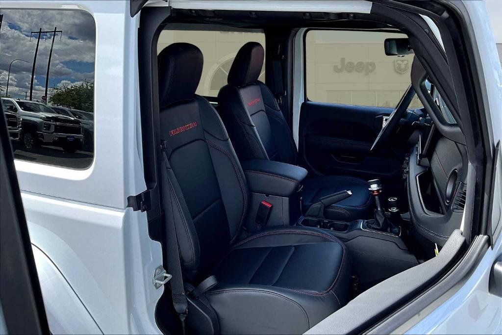 new 2025 Jeep Wrangler car, priced at $55,727