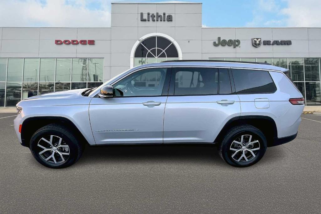 used 2024 Jeep Grand Cherokee L car, priced at $38,500