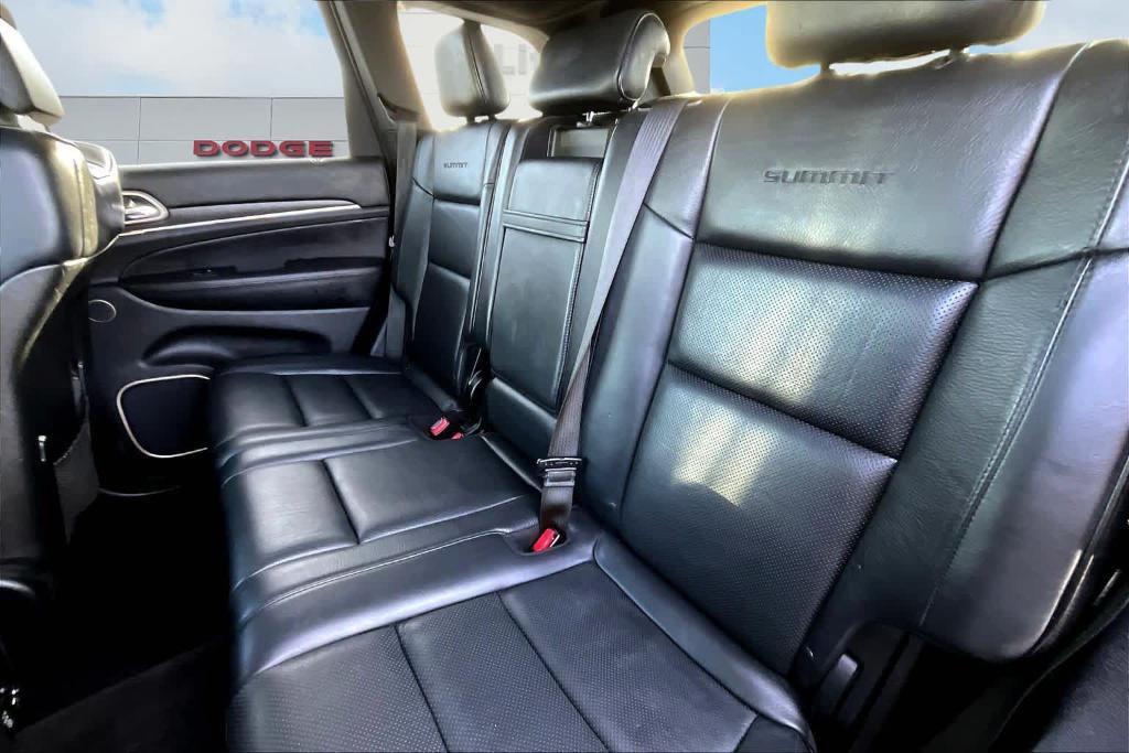 used 2016 Jeep Grand Cherokee car, priced at $19,900