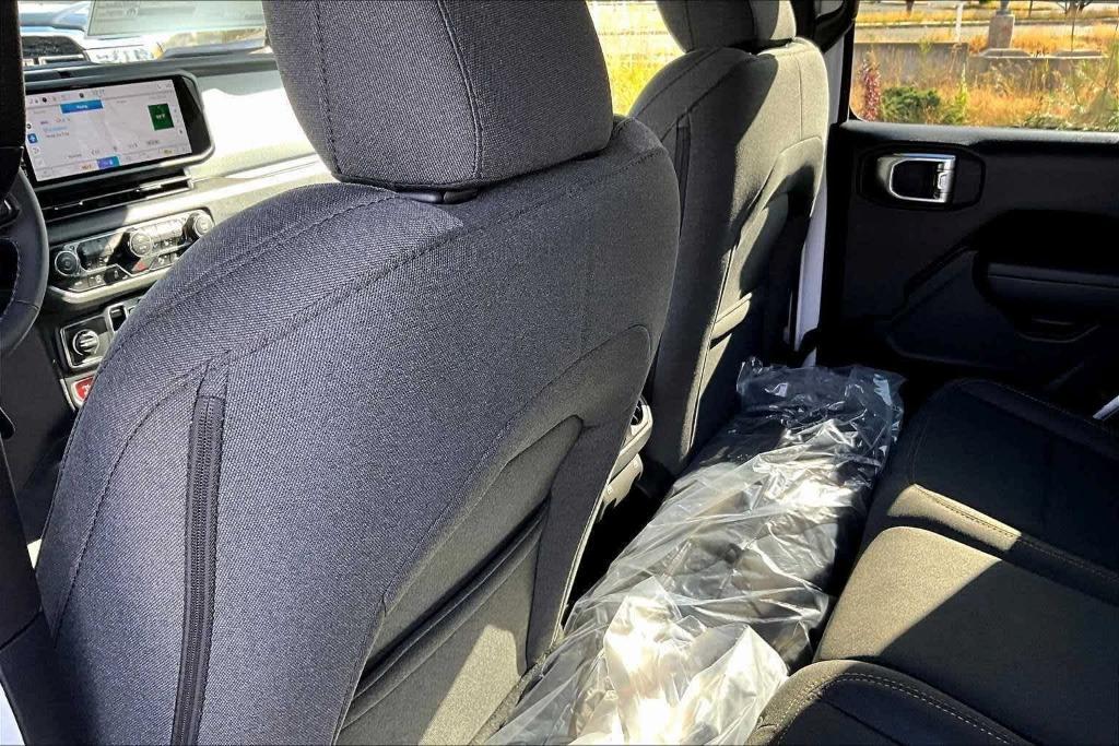 new 2025 Jeep Gladiator car, priced at $49,647