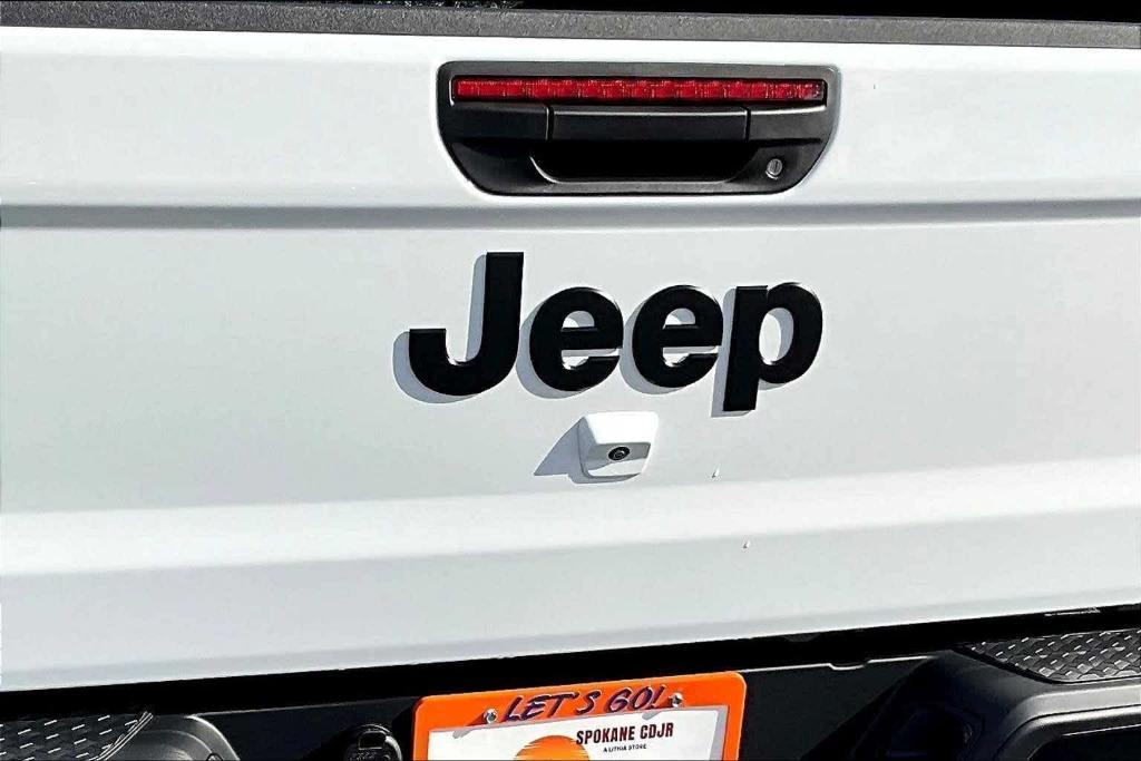 new 2025 Jeep Gladiator car, priced at $49,647