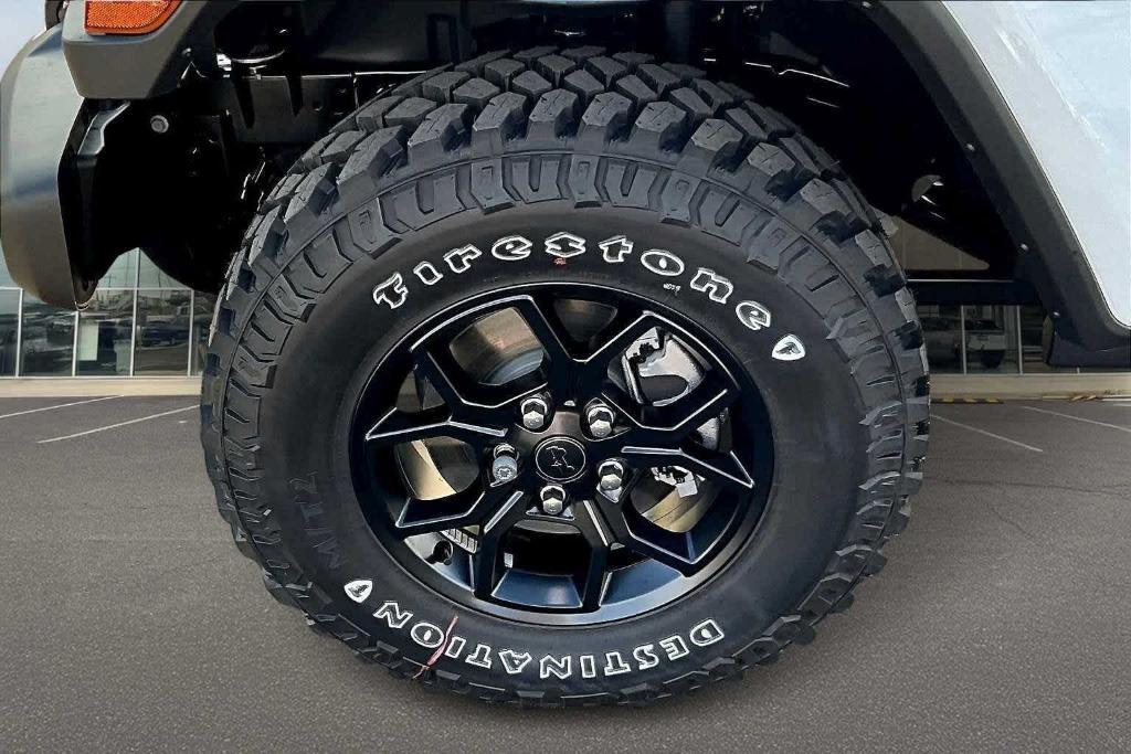 new 2025 Jeep Gladiator car, priced at $49,647