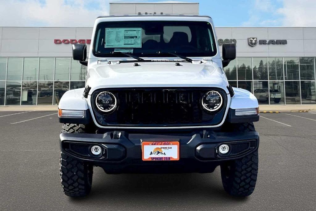 new 2025 Jeep Gladiator car, priced at $49,647