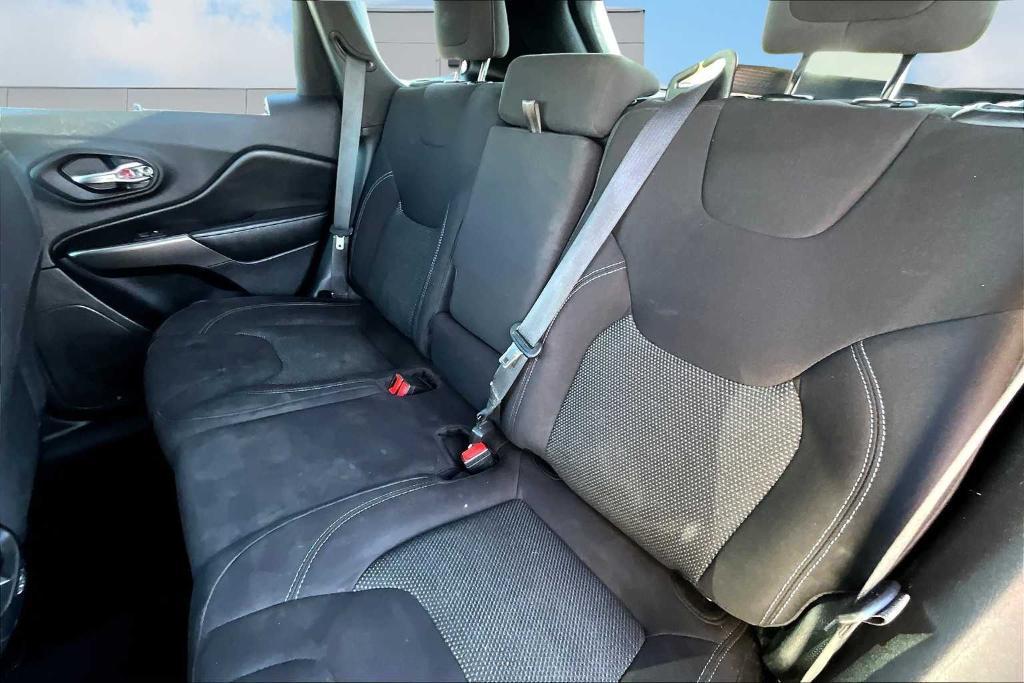 used 2020 Jeep Cherokee car, priced at $19,900