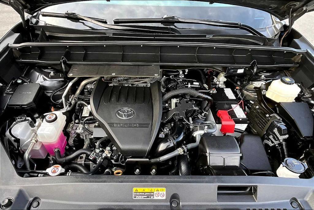 used 2024 Toyota Highlander car, priced at $41,500