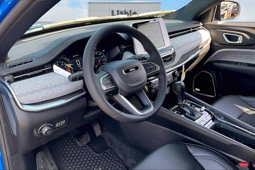 new 2025 Jeep Compass car, priced at $33,200