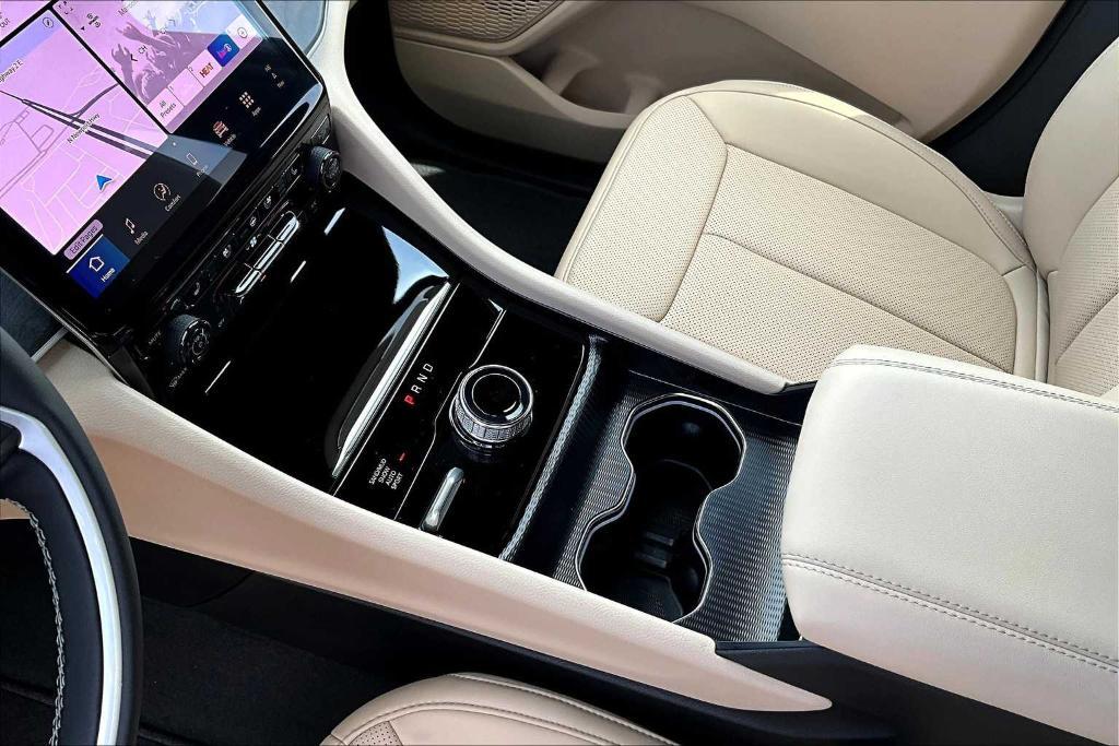 new 2025 Jeep Grand Cherokee L car, priced at $54,400