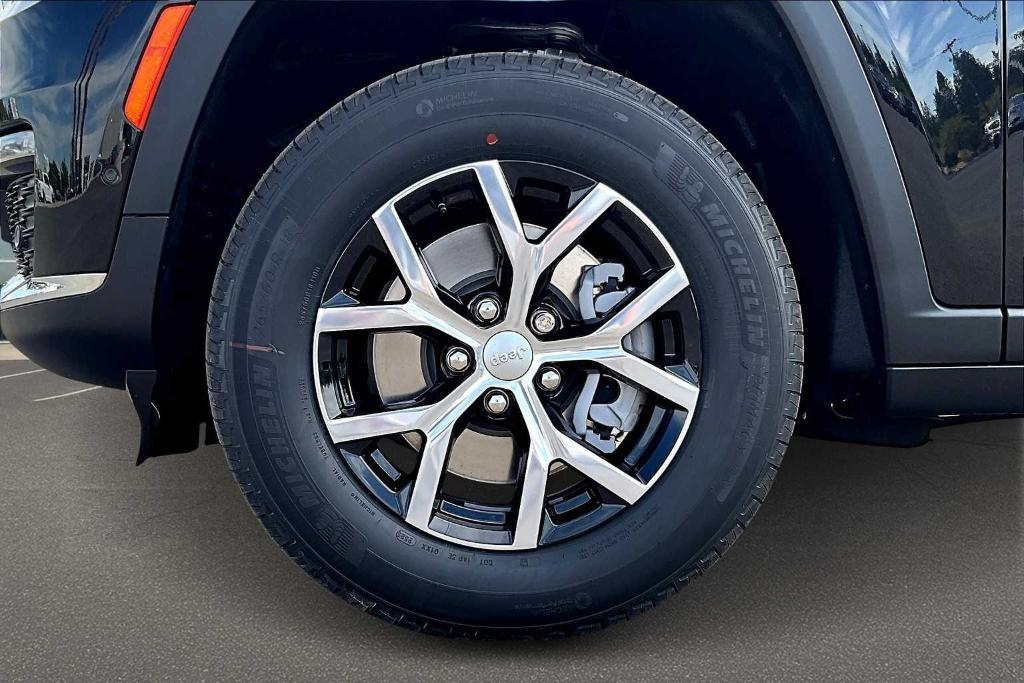 new 2025 Jeep Grand Cherokee L car, priced at $54,400