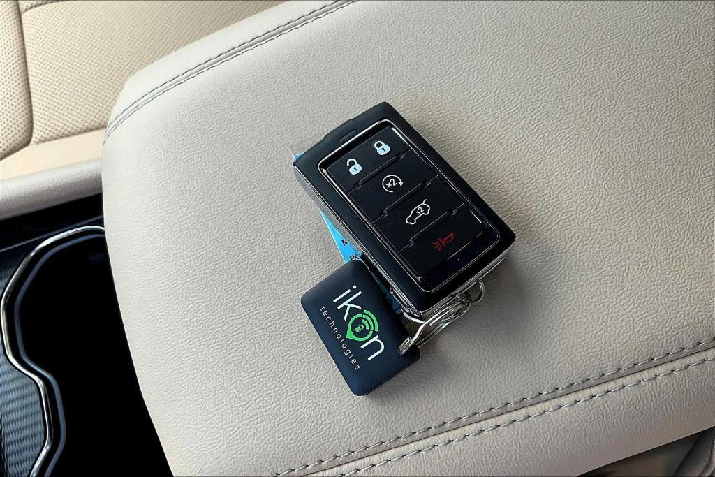 new 2025 Jeep Grand Cherokee L car, priced at $54,400