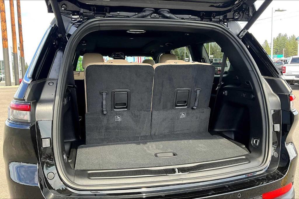 new 2025 Jeep Grand Cherokee L car, priced at $54,400