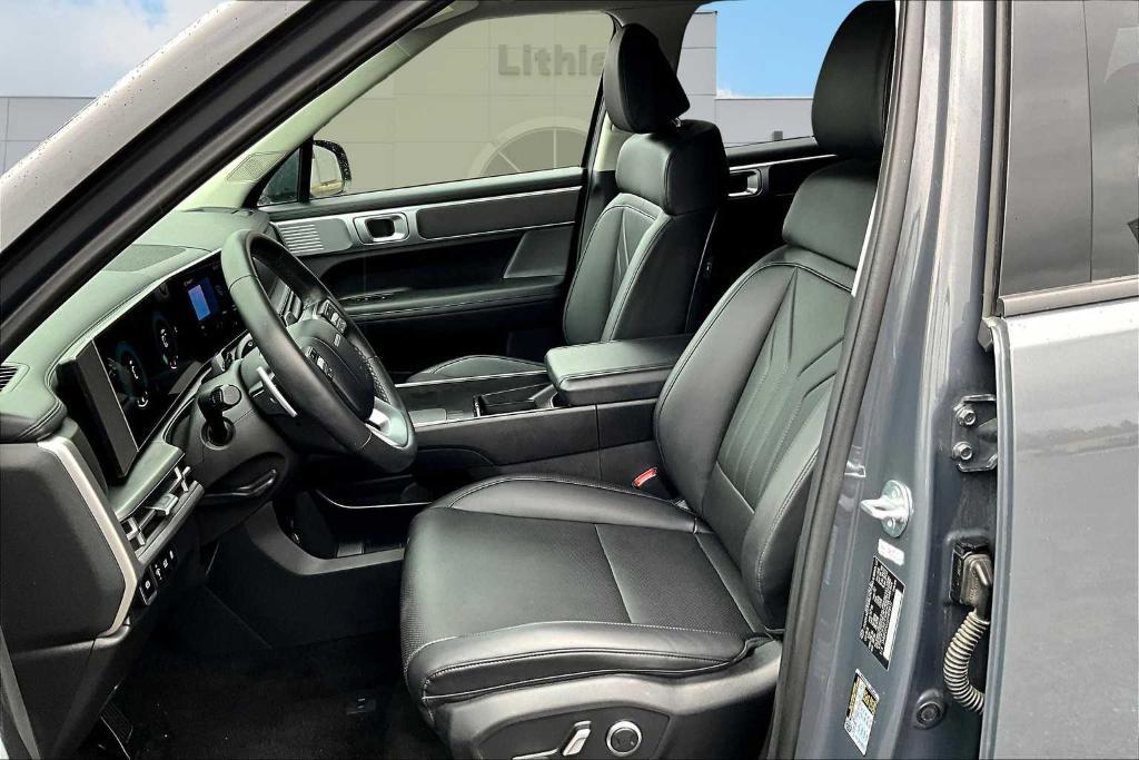 used 2025 Hyundai Santa Fe car, priced at $34,900