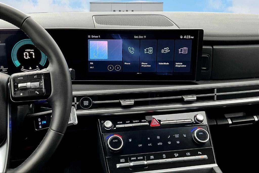 used 2025 Hyundai Santa Fe car, priced at $34,900