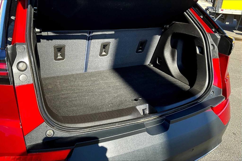 used 2022 Chevrolet Bolt EUV car, priced at $20,900