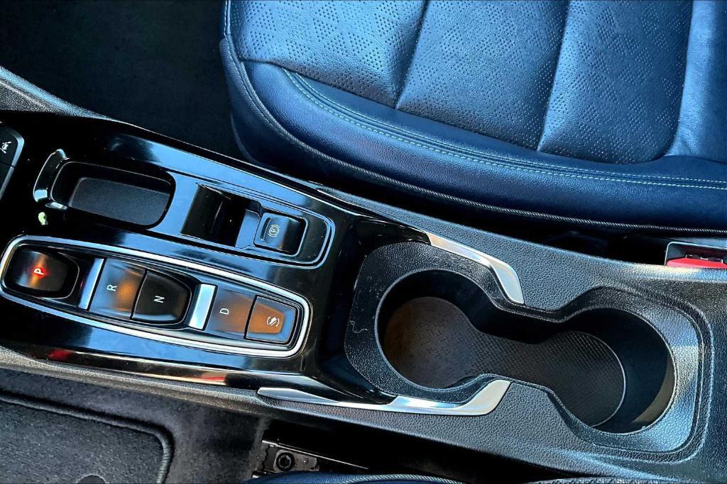 used 2022 Chevrolet Bolt EUV car, priced at $20,900