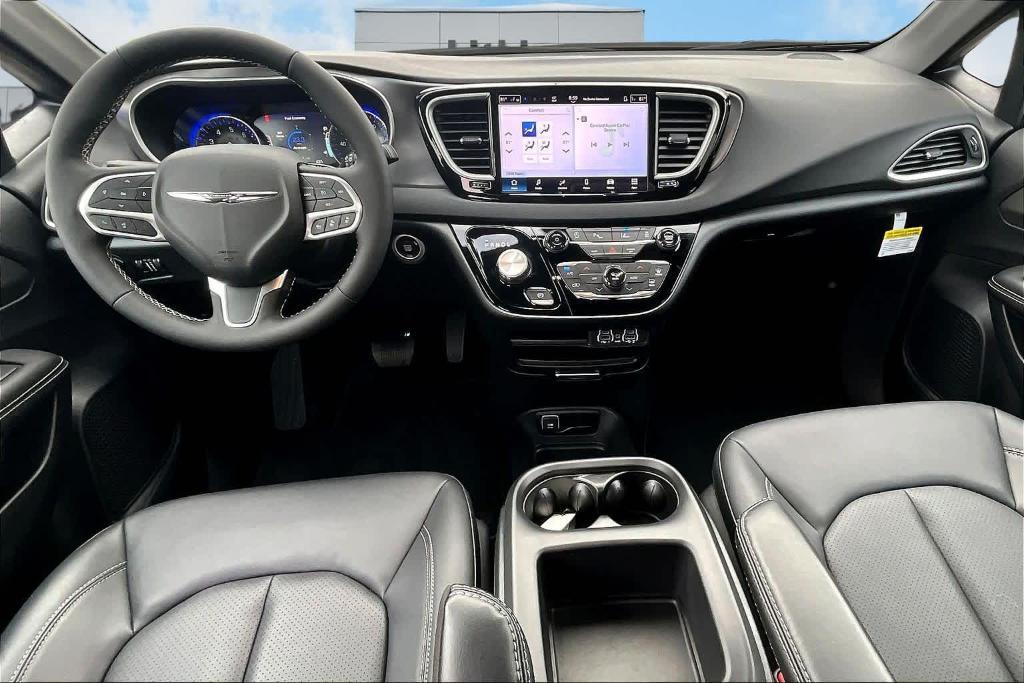 new 2025 Chrysler Voyager car, priced at $38,580