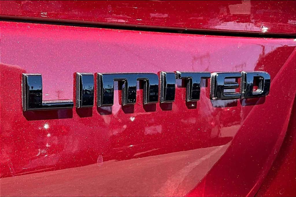 new 2025 Jeep Grand Cherokee L car, priced at $54,502