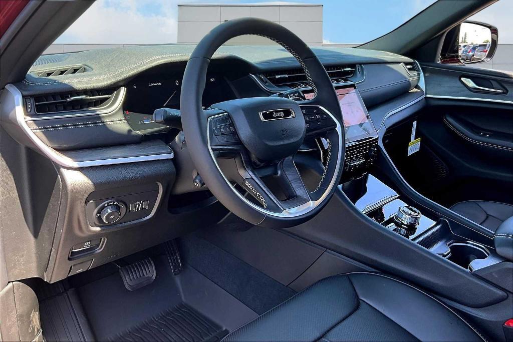 new 2025 Jeep Grand Cherokee L car, priced at $54,502