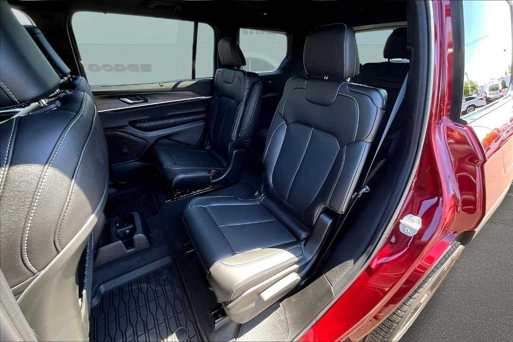 new 2025 Jeep Grand Cherokee L car, priced at $54,502