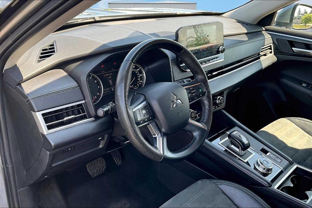 used 2023 Mitsubishi Outlander car, priced at $25,000