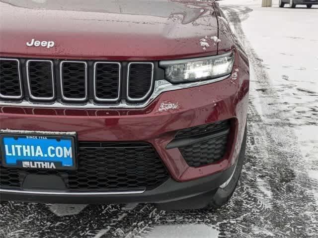 new 2025 Jeep Grand Cherokee car, priced at $41,561