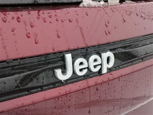 new 2025 Jeep Grand Cherokee car, priced at $41,561