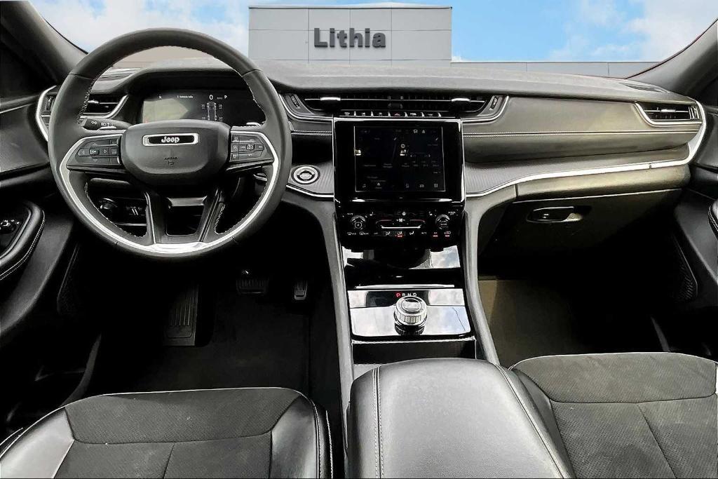 used 2024 Jeep Grand Cherokee car, priced at $32,745