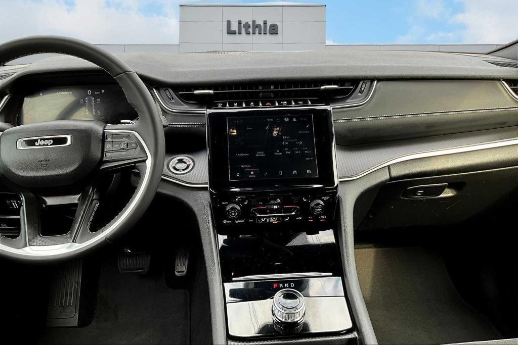 used 2024 Jeep Grand Cherokee car, priced at $32,745
