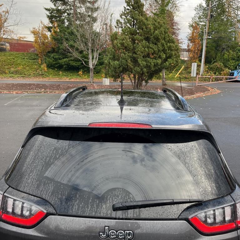 used 2022 Jeep Cherokee car, priced at $26,995