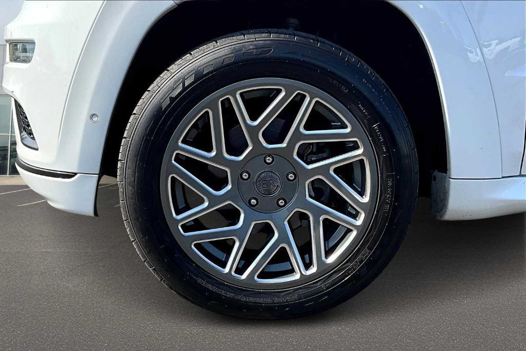 used 2018 Jeep Grand Cherokee car, priced at $23,900