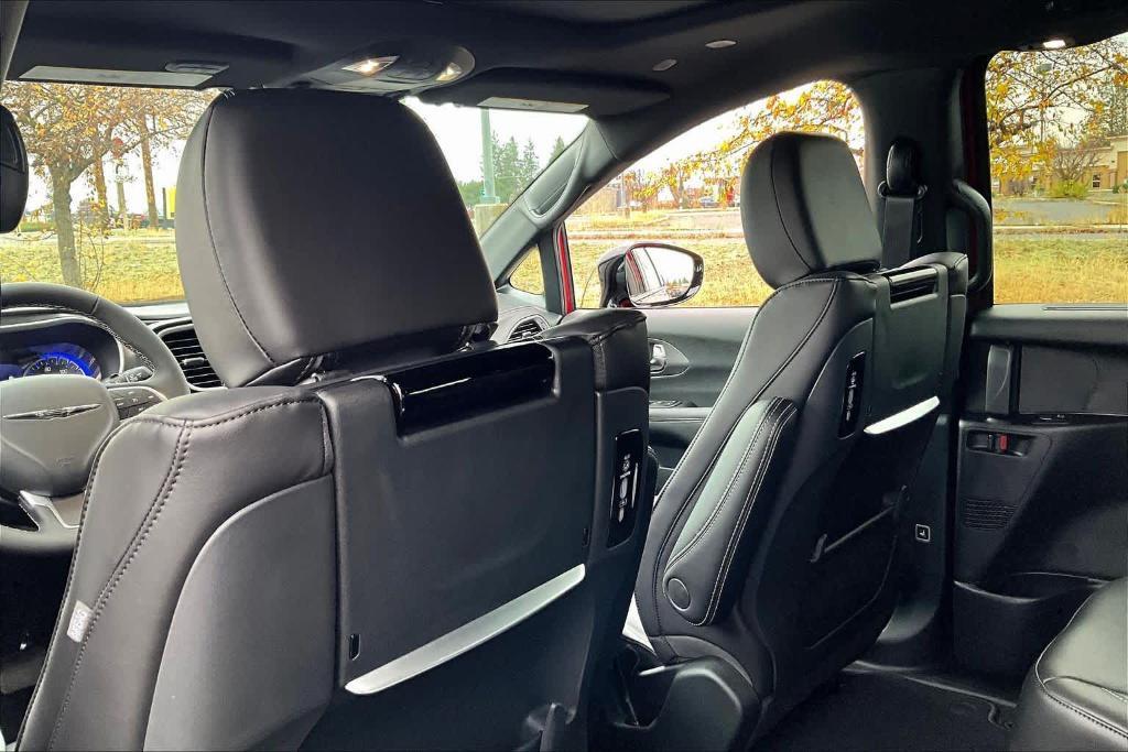 new 2026 Chrysler Pacifica car, priced at $52,858
