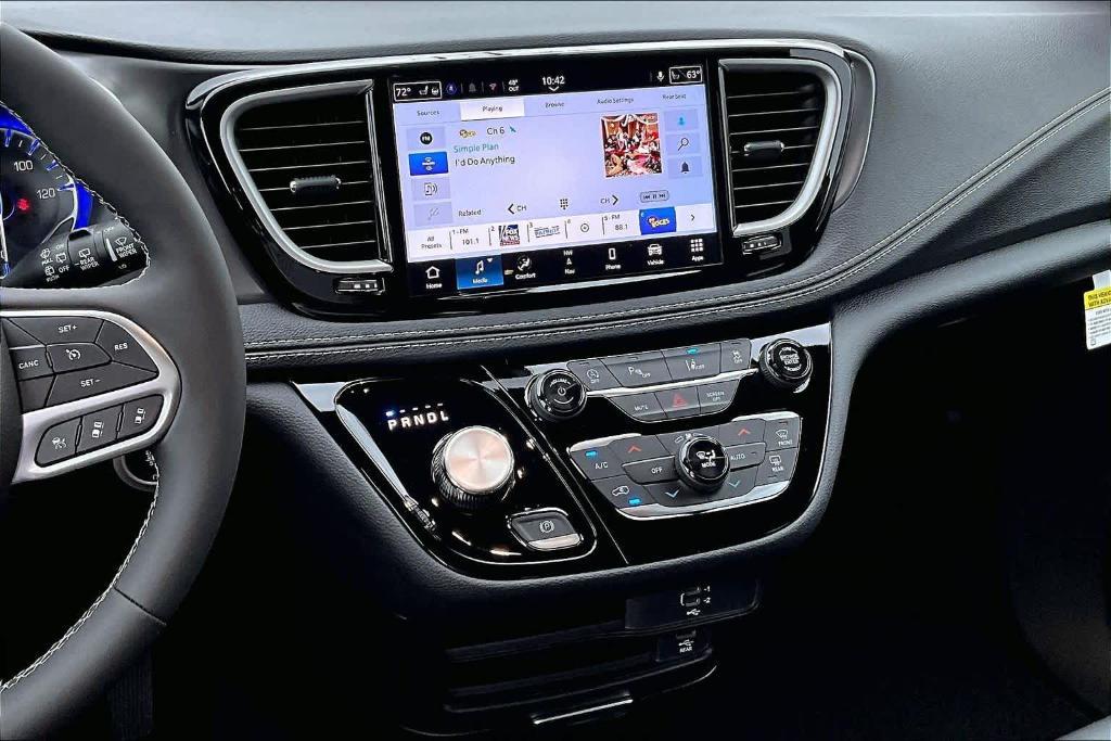 new 2026 Chrysler Pacifica car, priced at $52,858