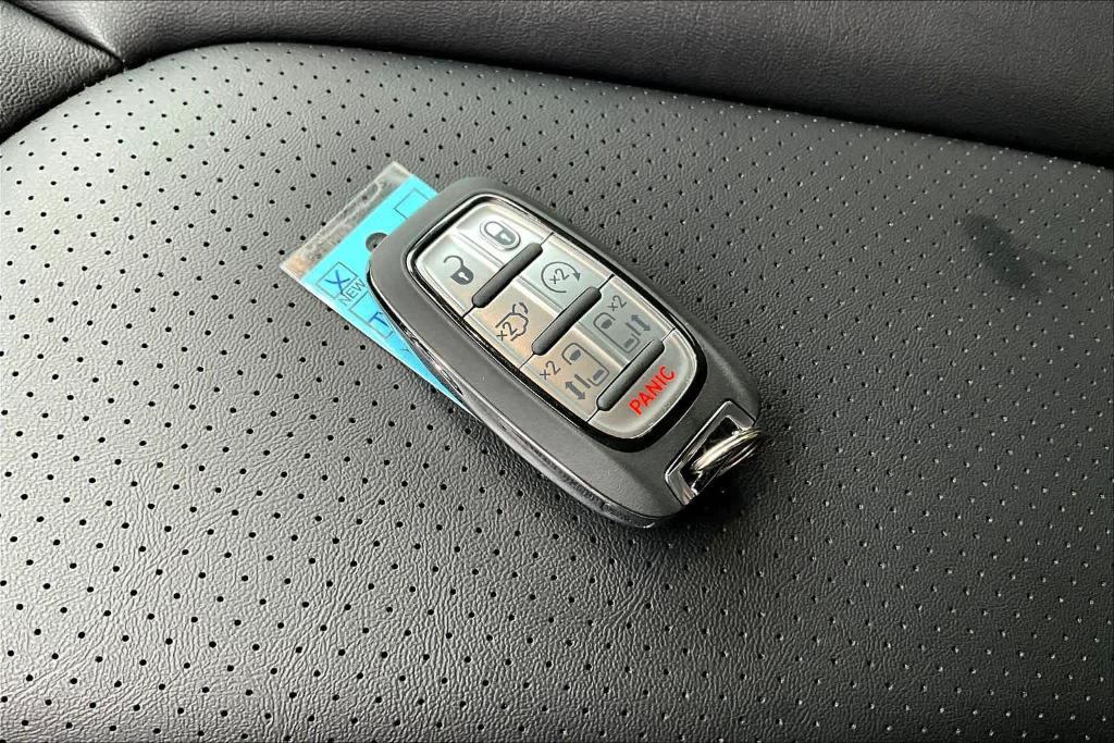 new 2026 Chrysler Pacifica car, priced at $52,858