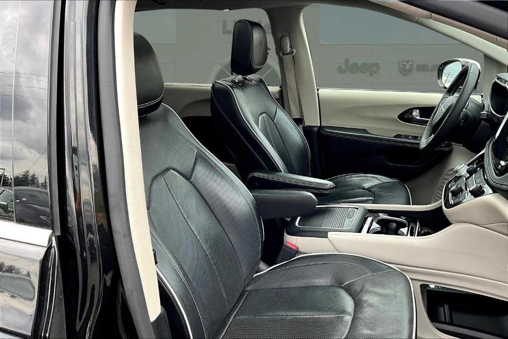 used 2023 Chrysler Pacifica car, priced at $29,900