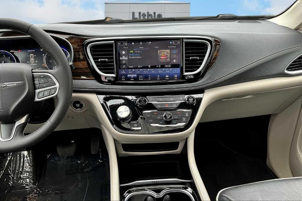 used 2023 Chrysler Pacifica car, priced at $29,900