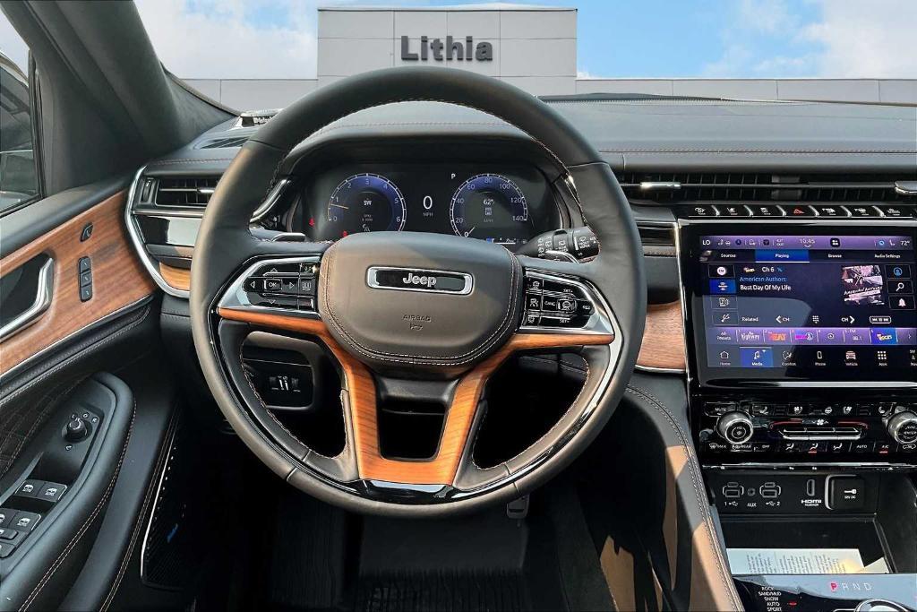 new 2025 Jeep Grand Cherokee car, priced at $66,950