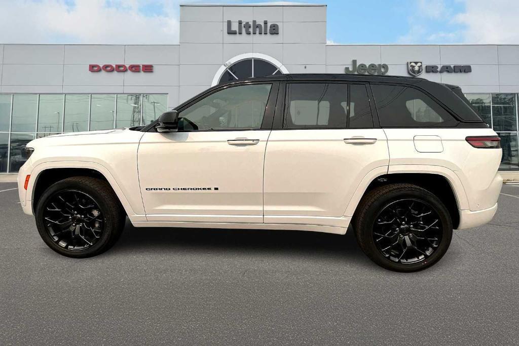 new 2025 Jeep Grand Cherokee car, priced at $66,950