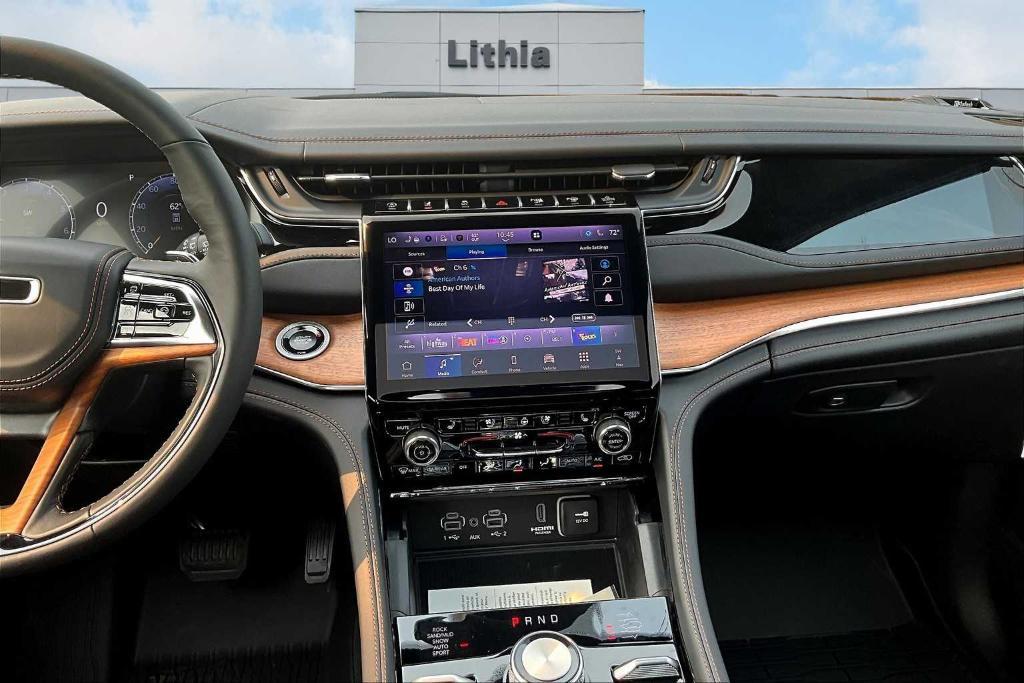 new 2025 Jeep Grand Cherokee car, priced at $66,950