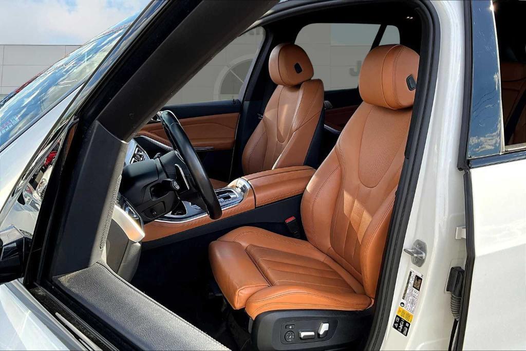 used 2021 BMW X5 car, priced at $32,900