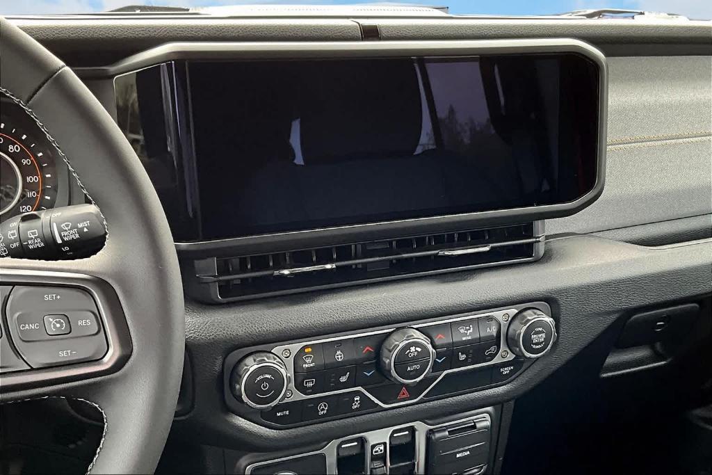 new 2025 Jeep Wrangler car, priced at $47,500