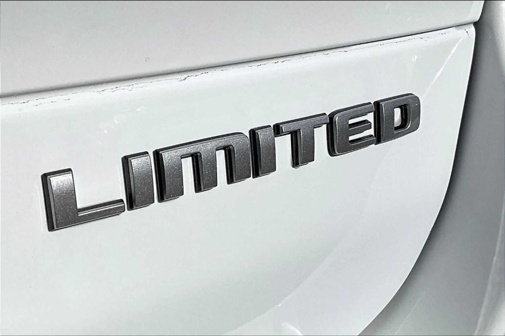 new 2025 Jeep Grand Cherokee L car, priced at $50,900