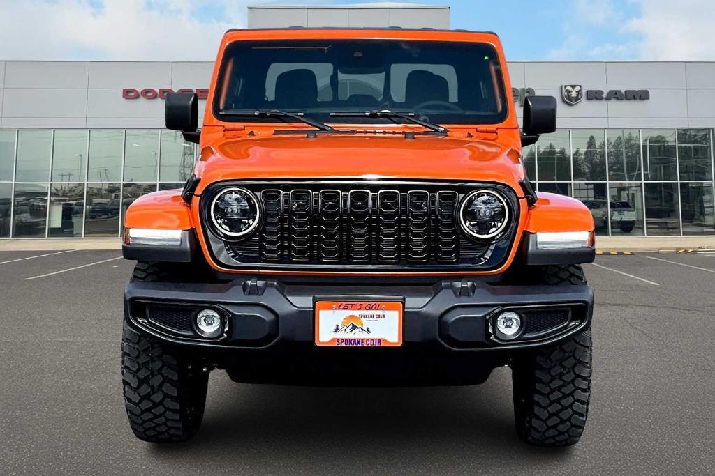 new 2025 Jeep Gladiator car, priced at $50,256