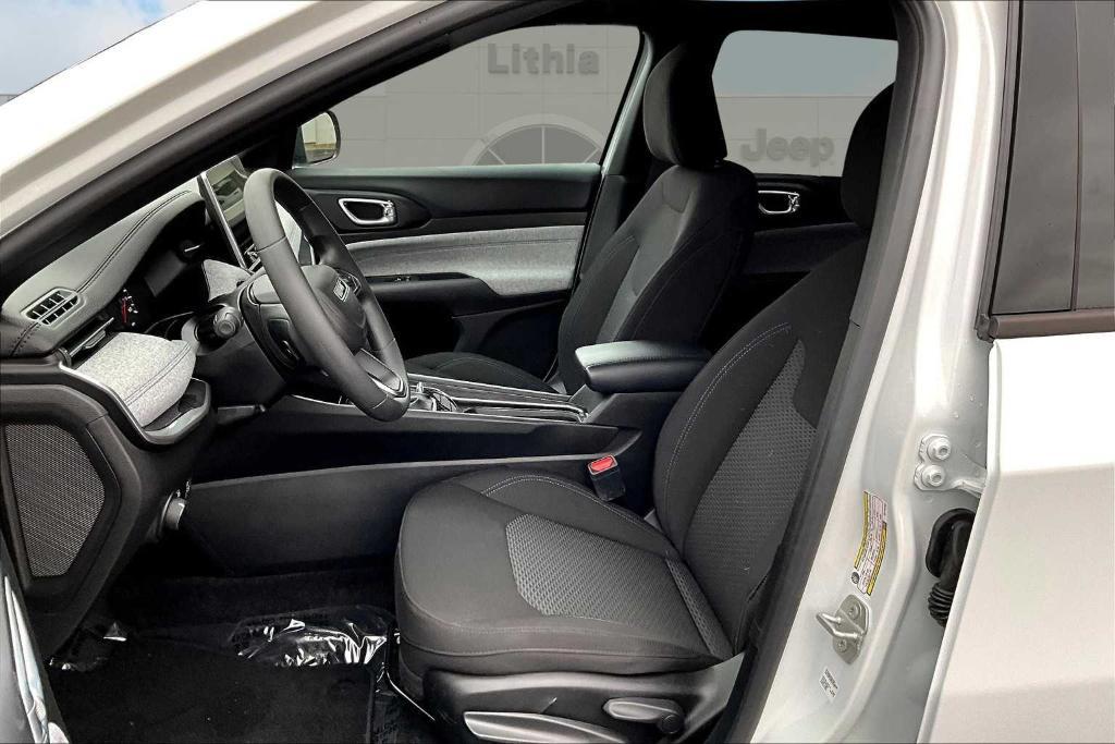 used 2024 Jeep Compass car, priced at $22,900